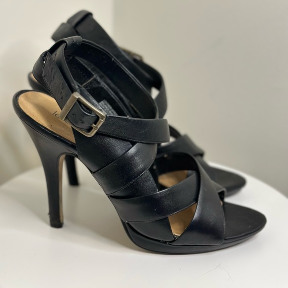 Le Chateau Leather Strapped Heels - Picture 4 of 6